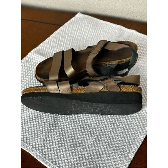 Naot comfort sandals size 8 - Picture 3 of 6